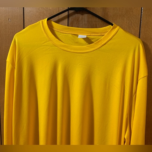 NWOT Sport-Tek Sport Performance Long Sleeve T-Shirt Top in Yellow Size XL - Picture 2 of 6